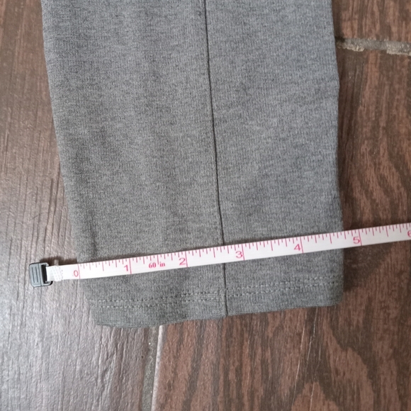 Guess Stretch Slacks - Picture 9 of 9